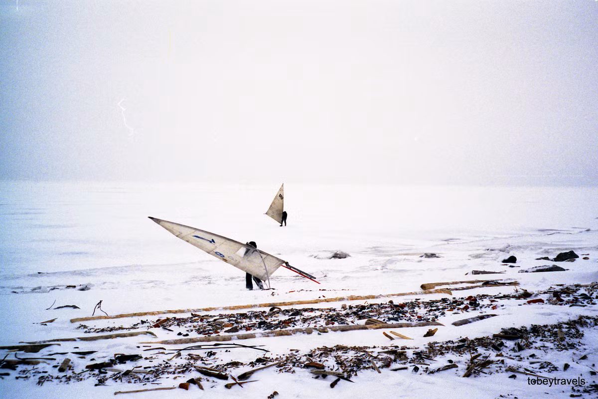 Vịnh Phần Lan đóng băng.