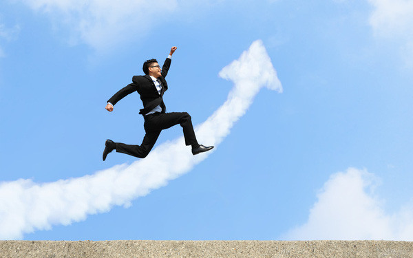  A: Cái nhìn đầu tiên là cảnh quan. Sắp tới bạn sẽ được thăng chức, bạn là người tương đối điềm đạm nên ít khi mắc sai lầm trong công việc. Mặc dù bạn có ưu điểm là điềm tĩnh nhưng đặc điểm này cũng khiến bạn ít thu hút được sự chú ý. 