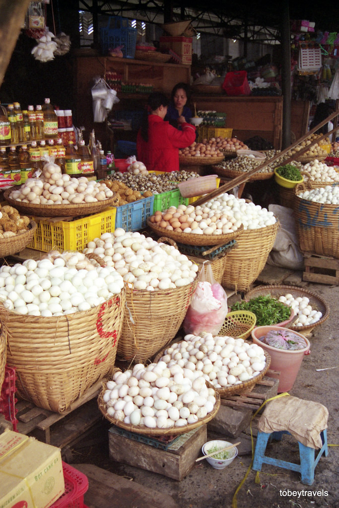 Trong chợ Bình Tây.