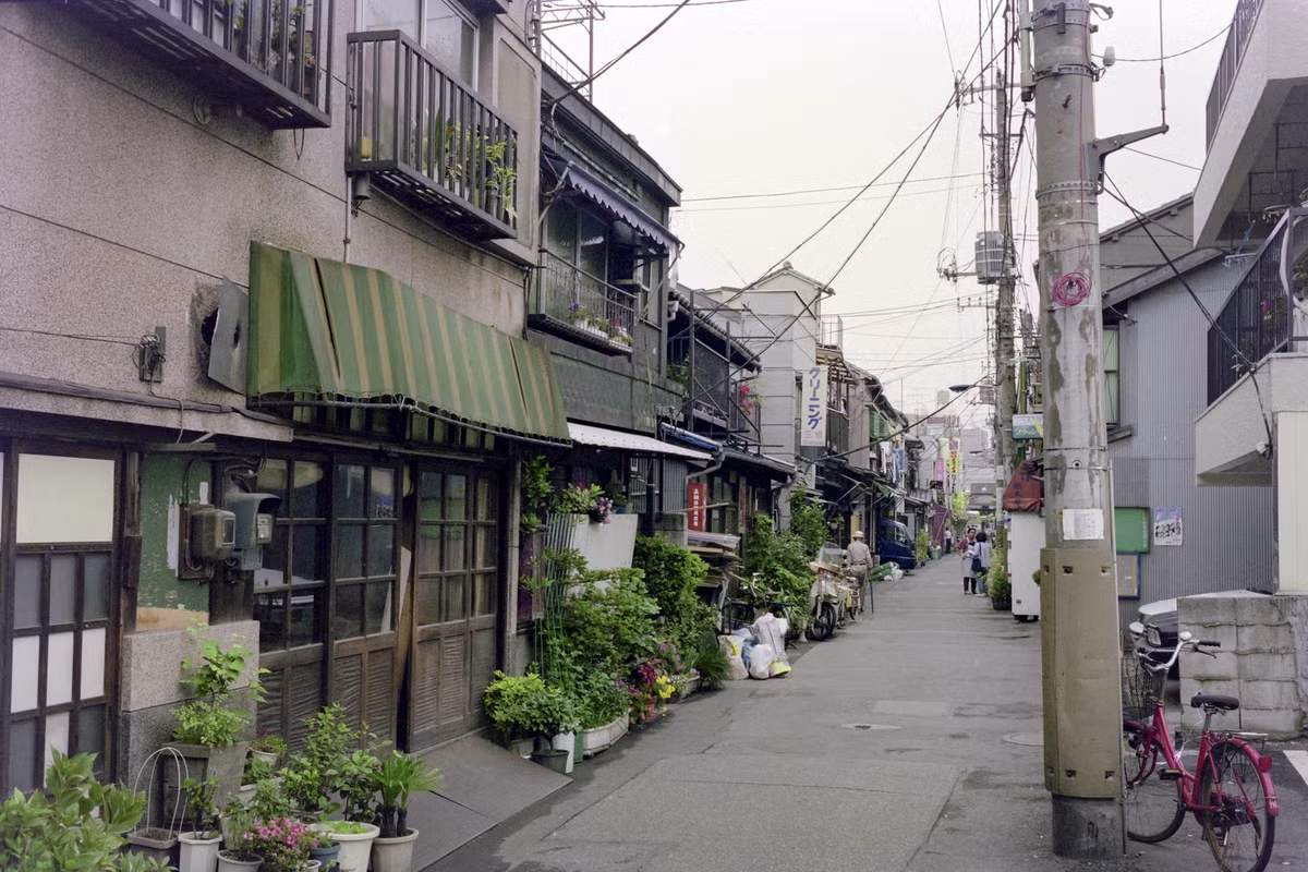 Một ngõ hẻm nằm giữa khu Ikebukuro và Otsuka.