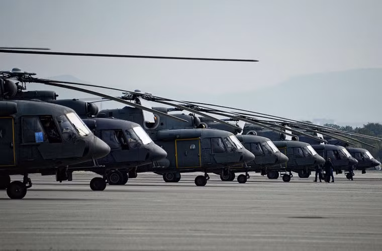 Mi-171Sh là biến thể xuất khẩu của trực thăng chiến đấu – vận tải Mi-8AMTSh Teminator (kẻ hủy diệt) do nhà máy Ulan-Ude sản xuất. Loại trực thăng này được thiết kế khả năng mang vác nhiều loại vũ khí (tên lửa chống tăng tầm xa, rocket, súng máy và bom hàng không) cho phép diệt mục tiêu xe tăng, thiết giáp, công sự phòng ngự kiên cố. Ngoài ra, nó vẫn đảm bảo chức năng vận tải 36 lính đầy đủ trang bị.