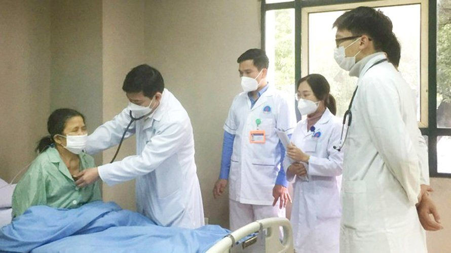 Những triệu chứng cần hỗ trợ y tế khẩn cấp sau mắc COVID-19 ảnh 1 tim-mach-hau-cv.jpg