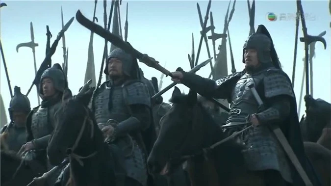 Tran chien nao minh chung cho tai muu luoc cua Tao Thao?