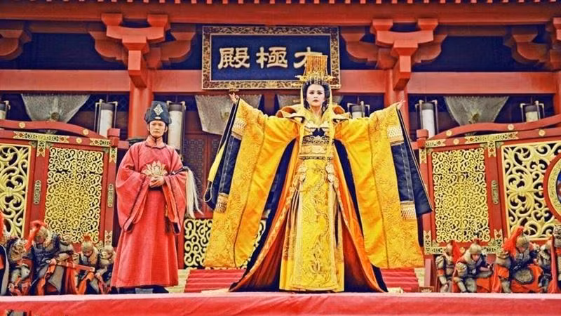 Vo Tac Thien dinh giet Vien Thien Cuong, bac thay tuong so noi gi?-Hinh-3