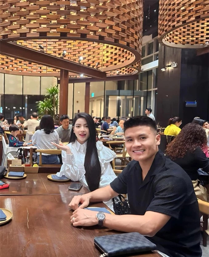 Quang Hai co uu diem nay, Chu Thanh Huyen: “Biet the lay chong som”-Hinh-2