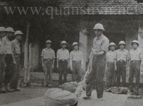 Đại đội 6 chuyên vận chuyển hàng, lao dù, gấp dù làm việc quên mình vì nghĩa vụ quốc tế.