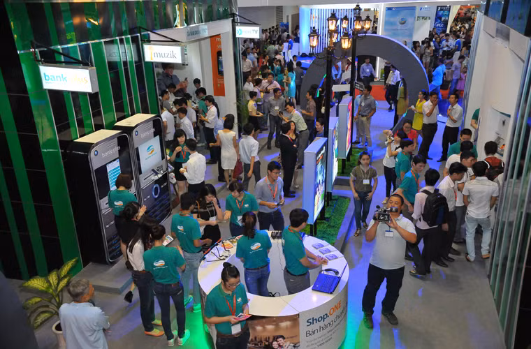 Vietnam Telecomp 2013 là một sự kiện chuyên ngành lớn nhất trong năm do Bộ Thông tin và Truyền thông tổ chức với sự tham gia của gần 200 đơn vị, doanh nghiệp trong nước và quốc tế. Viettel là nhà tài trợ kim cương cho sự kiện này.