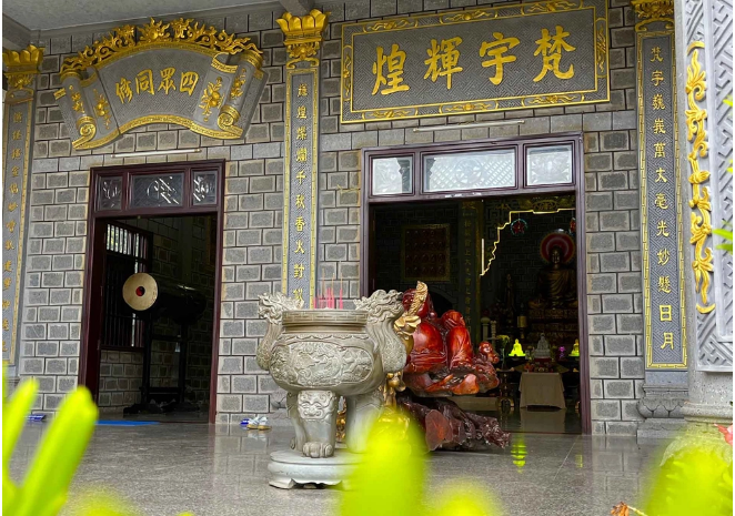 Chùa trải qua nhiều đời trụ trì đều là những bậc danh tăng như Hòa Thượng Thích Huệ Minh, Hòa Thượng Thích Trí Bổn, Thượng tọa Thích Thanh Chương.... Hiện nay, chùa do Đại đức Thích Thanh Lập trụ trì. Từ khi thành lập đến nay chùa trải qua 2 lần trùng tu vào năm 1982 và 2009. Ảnh: Ngày nay