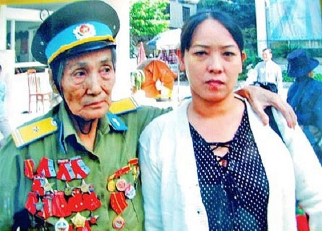 Chân dung nữ Thiếu tá giả trai lừng danh sử Việt - Hình 2 Chan dung nu Thieu ta gia trai lung danh su Viet-Hinh-2