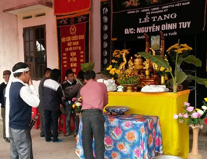 Bi thu Dang uy xa bi sat hai da man