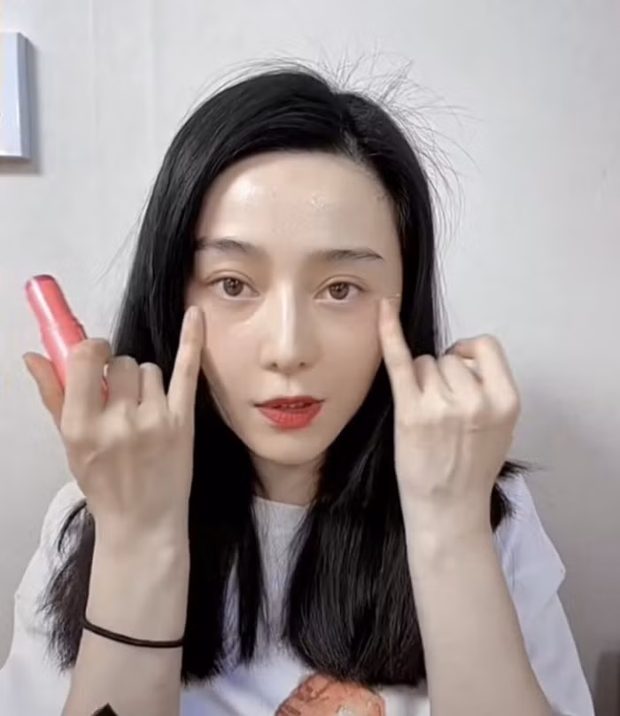 Phương pháp "tuyệt thực", giảm 6kg/tuần gây tranh cãi của Phạm Băng Băng - Hình 7 Phuong phap