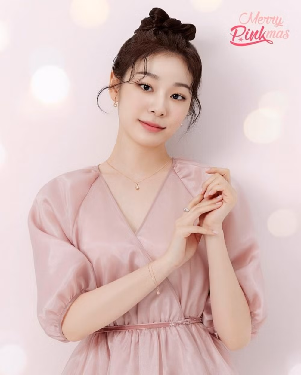 Nu hoang truot bang Kim Yuna ket hon voi ca si kem 5 tuoi-Hinh-3