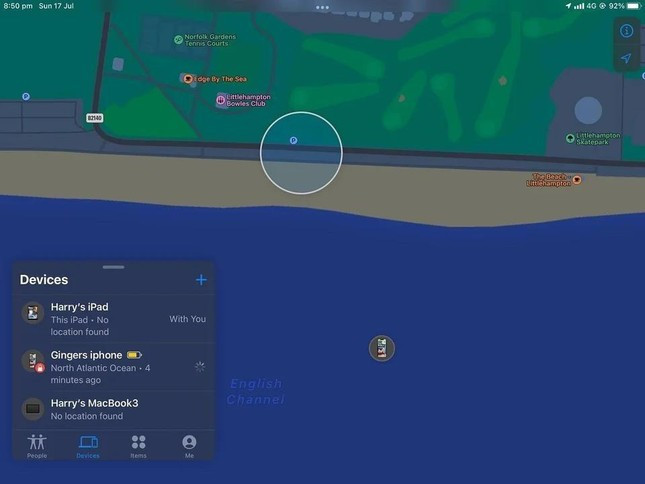 Chiec iPhone mat tich hang gio tren bien, van “song sot” than ki