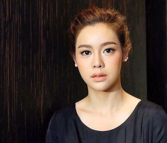 Sau dam cuoi, chong de nghi mang het so vang duoc tang tra lai cho bo me hai ben