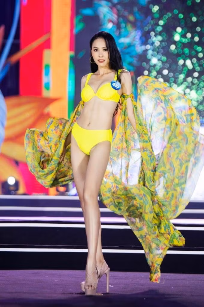 Với tuổi đời còn trẻ và chưa từng có kinh nghiệm thi đấu ở các sân chơi sắc đẹp nên Ngọc Hằng chưa thu hút sự chú ý của truyền thông nhưng được đánh giá là ứng viên tiềm năng của cuộc thi năm nay.