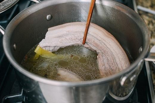 Luoc thit lon chi can them mot thu, vua thom ngon vua khong hoi-Hinh-4