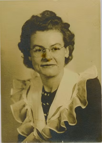 Những người nổi tiếng sinh ngày 18/5 đó là: Alice Bailey (trong ảnh), Stan Laurel, Yasmine Bleeth, Fred Koehler...