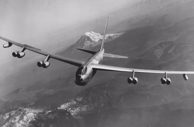 Nước Mỹ từng nhiều lần suýt rơi vào thảm họa bom hạt nhân.