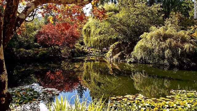 Vườn Butchart ở British Columbia nổi tiếng với khung cảnh nên thơ, đẹp như tranh vẽ. Ít ai biết được rằng nơi này trước kia từng là một mỏ đá vôi không ai để ý tới.