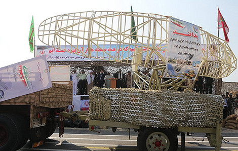 Một loại radar mới được "khoe" trong lễ duyệt binh Quân đội Iran.
