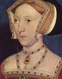 Jane Seymour là người vợ thứ 3 của vua Henry VIII. Bà đã chết khi sinh con. Do đó, cung điện nơi bà ở bị bỏ hoang và ngày càng trở nên u ám. Từ đó, ngày càng có nhiều người báo cáo nhìn thấy hồn ma Jane Seymour xuất hiện ở cung điện Hampton Court.