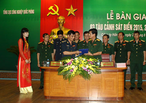 Nhà máy Z173 bàn giao tàu cho CSB Việt Nam.