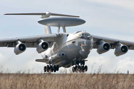 Máy bay cảnh báo sớm A-50.