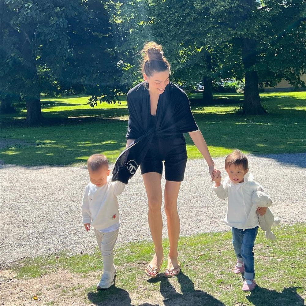 Kim Ly khoe anh luc moi yeu, goi ten khai sinh Ho Ngoc Ha-Hinh-5