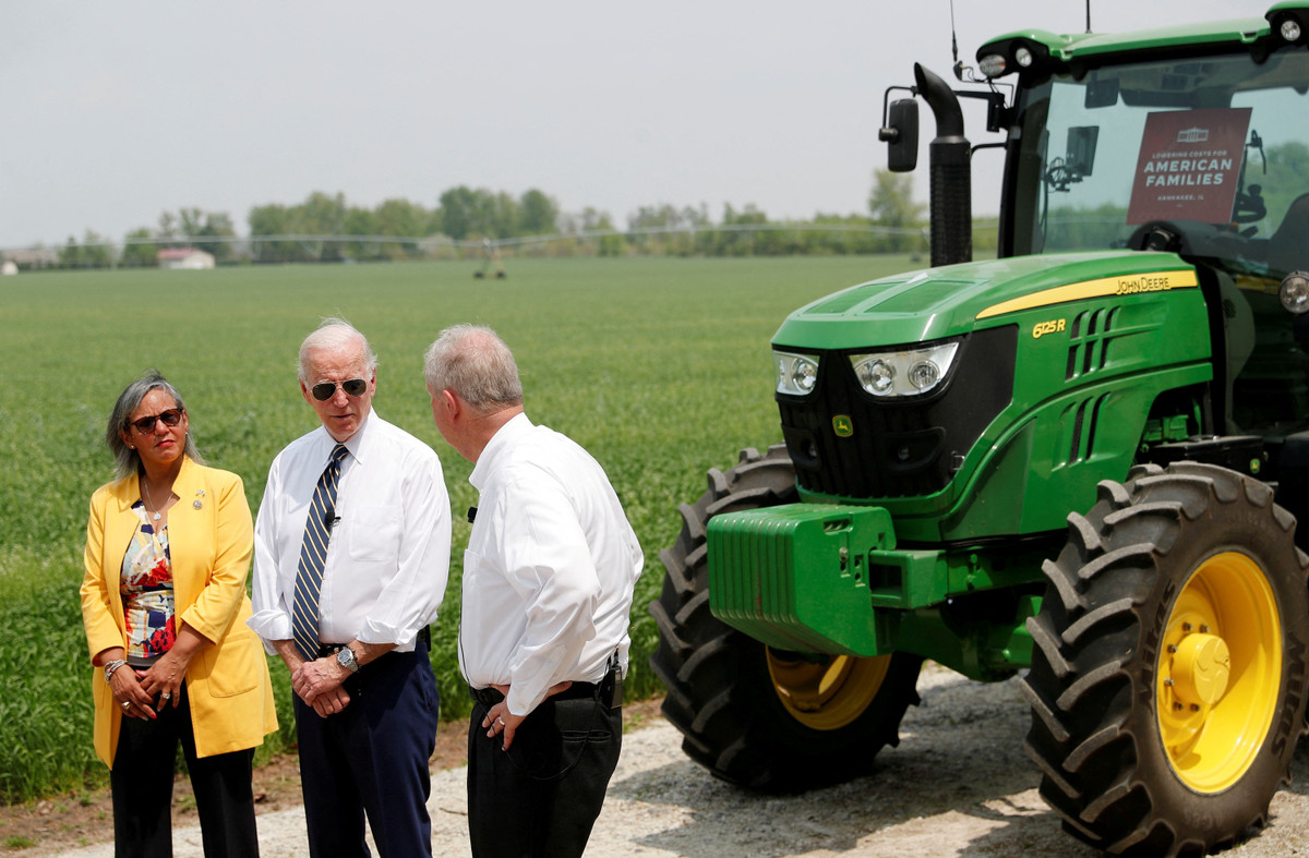 Nha Trang lan dau tien co mot tong thong buoc qua tuoi 80-Hinh-3