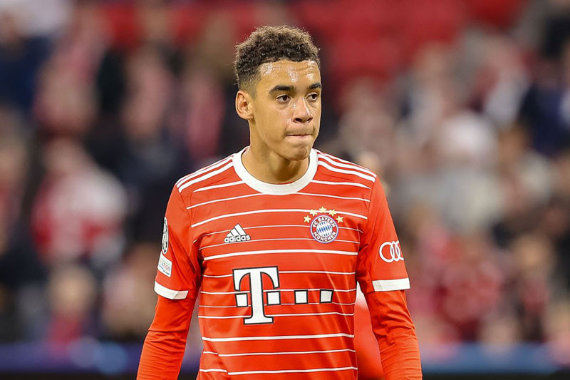 Đội hình xuất sắc nhất châu Âu nửa đầu mùa giải 2022-2023 - Hình 7 Doi hinh xuat sac nhat chau Au nua dau mua giai 2022-2023-Hinh-7