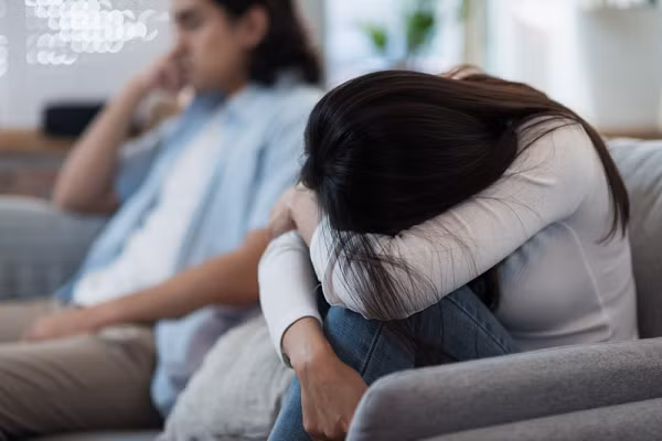 Boc phong bi cuoi giup chong, toi khoc thet voi thu ben trong