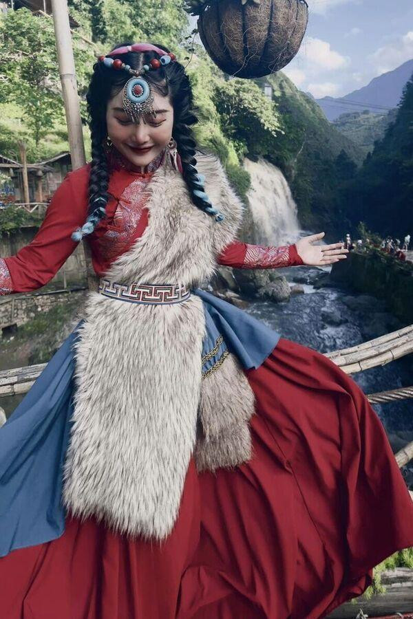 Hành trình "bén duyên" Tiktok của 9x xinh đẹp thích du lịch - Hình 5 Hanh trinh