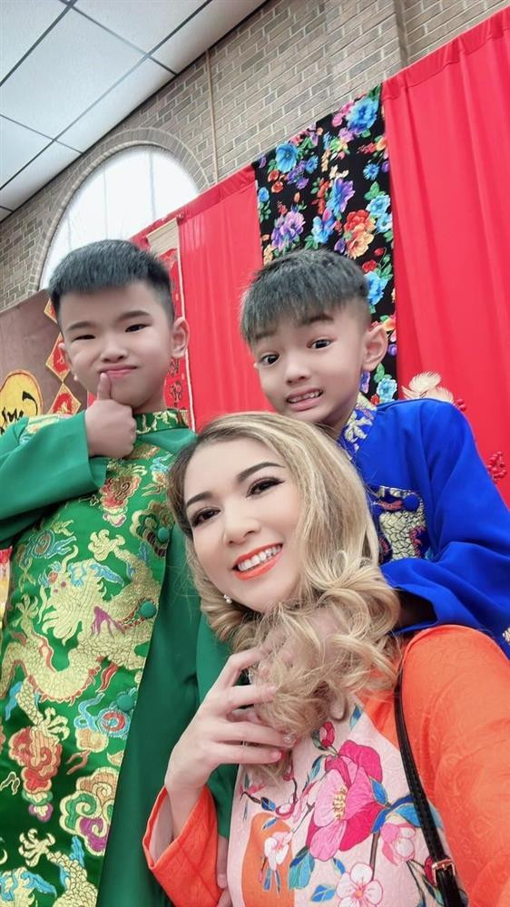 Nghe si hai ngoai don Tet: Dam da vi co truyen-Hinh-11