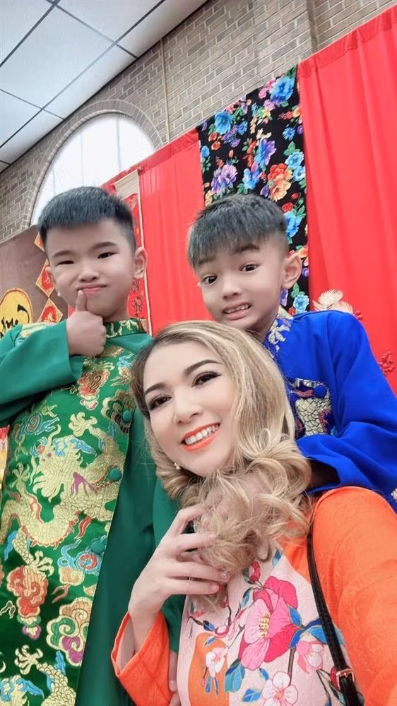 Nghe si hai ngoai don Tet: Dam da vi co truyen-Hinh-11