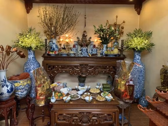 Tai sao phai lam le cung 'tong tien Than Ngheo