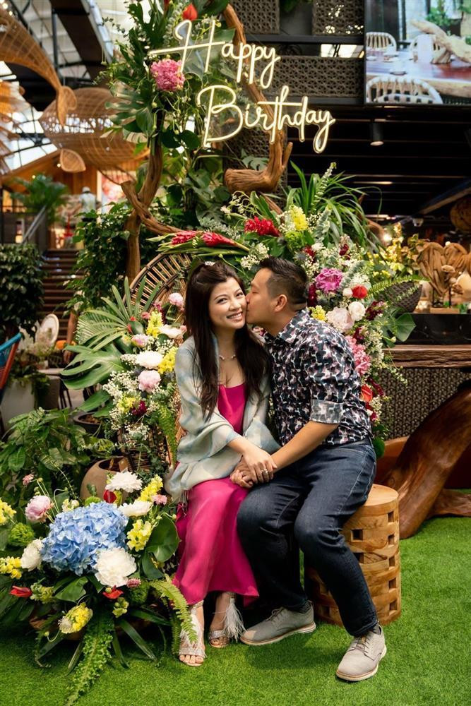 Nhung nguoi dep rut khoi Vbiz sau khi lay chong dai gia-Hinh-8