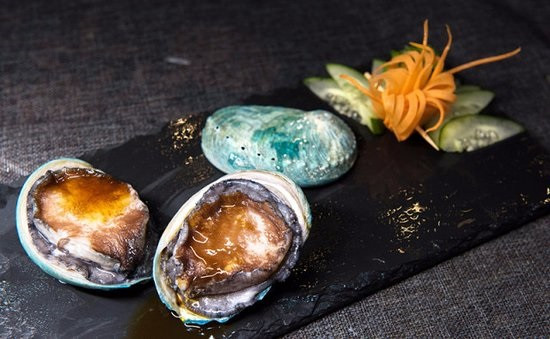 Bào ngư Bích Hổ hạ nhiệt, giảm giá mạnh - Hình 6 Bao ngu Bich Ho ha nhiet, giam gia manh-Hinh-6