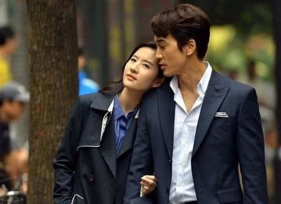 Ro tin Luu Diec Phi bi me giuc lay chong o tuoi U40