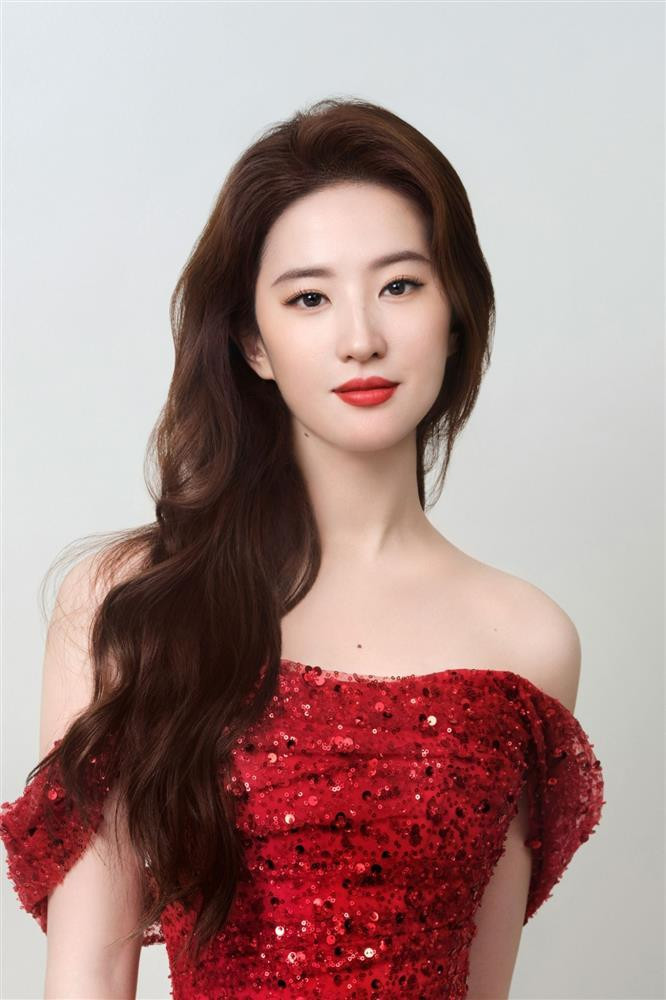 Ro tin Luu Diec Phi bi me giuc lay chong o tuoi U40-Hinh-2