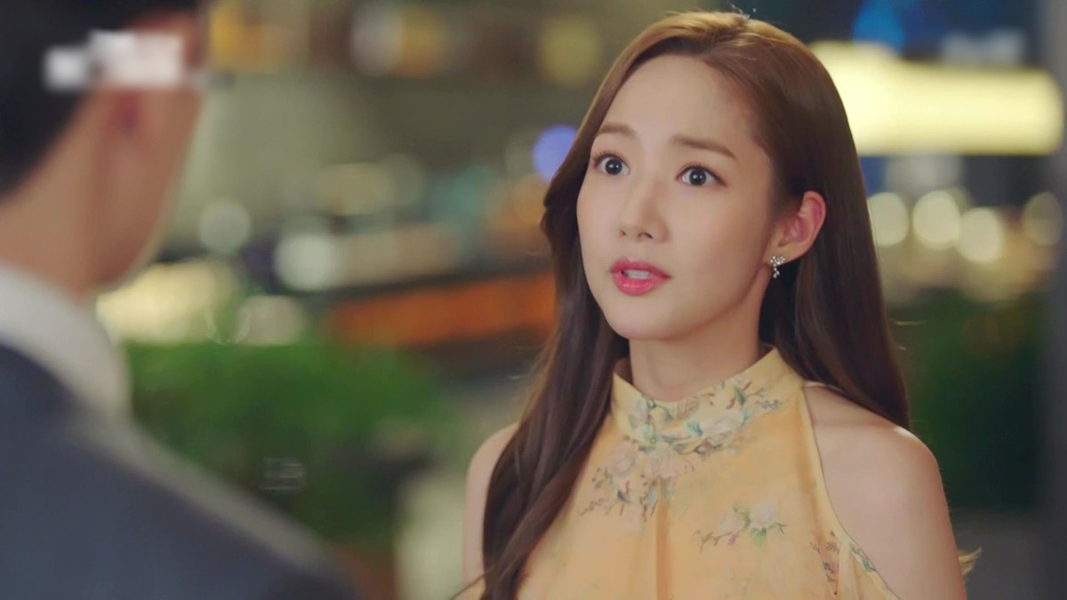 Di dam cuoi ban than, toi bi chong duoi ve vi 'hoi rinh mui sua'