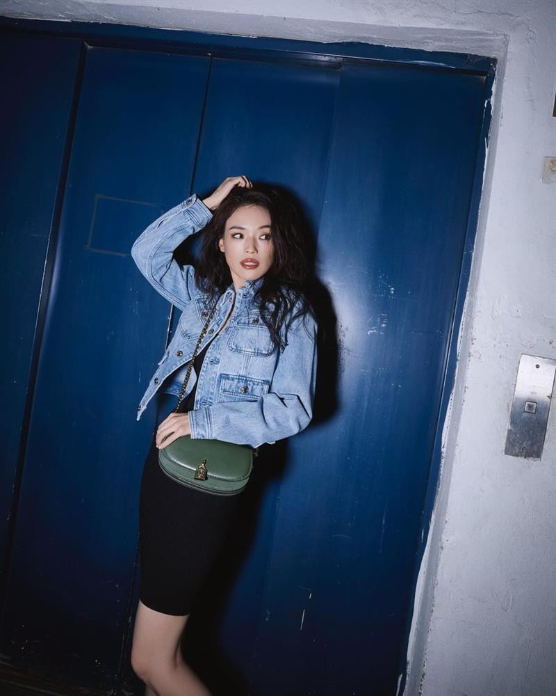 Phong cach tre trung, ngot ngao cua Thu Ky o tuoi 50-Hinh-4