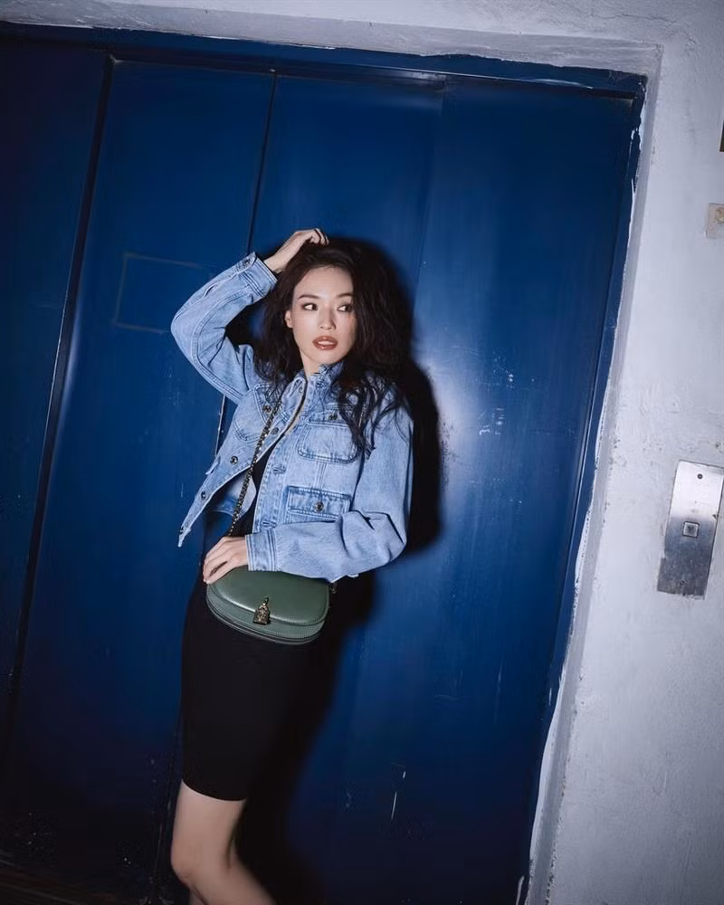 Phong cach tre trung, ngot ngao cua Thu Ky o tuoi 50-Hinh-4