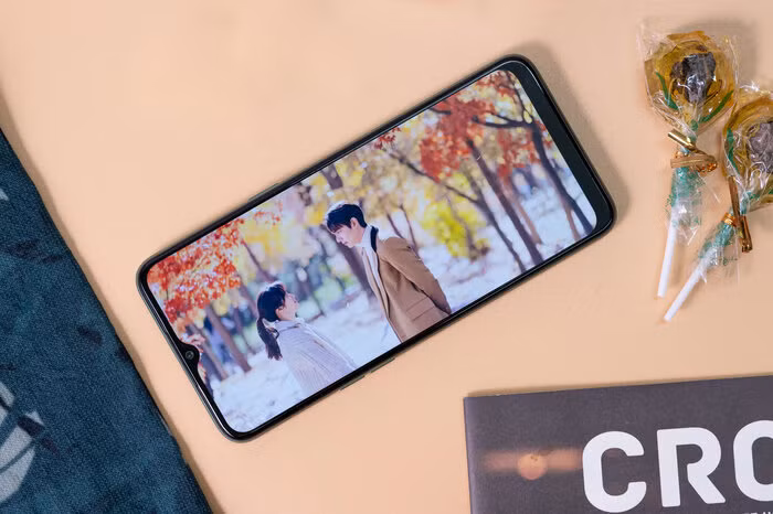 Ly do ban tre khong the bo qua Realme 6i pin 