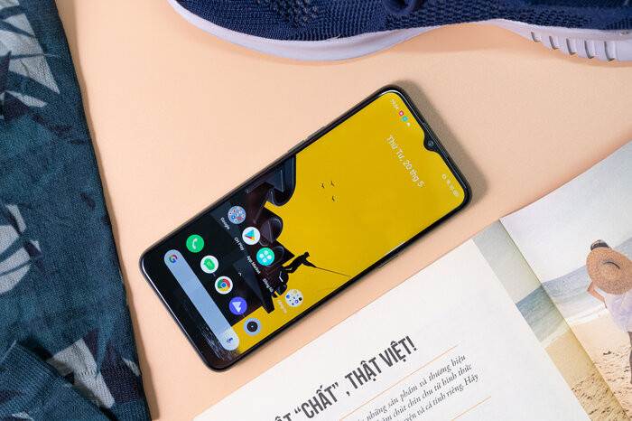 Lý do bạn trẻ không thể bỏ qua Realme 6i pin "trâu" và sạc nhanh ảnh 2