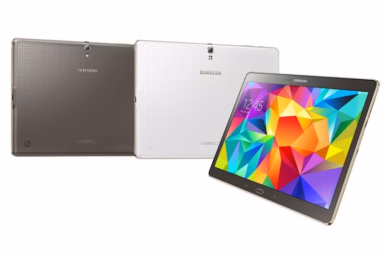 Samsung Galaxy Tab S có thiết kế siêu mỏng vô cùng gợi cảm. Nó sở hữu màn hình với chất lượng hiển thị được đánh giá là tốt nhất hiện nay. Thêm vào đó, cấu hình khủng và tính năng bảo mật bằng vân tay là thứ khiến cho chiếc máy tính bảng của Samsung trở nên đáng tiền hơn bao giờ hết.