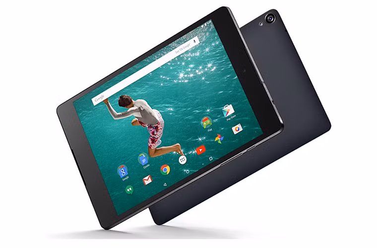Vị trí thứ 3 là chiếc Nexus 9 do HTC chế tạo. Sản phẩm này được trang bị bộ vi xử lý 64-bit, công nghệ âm thanh BoomSound, và hệ điều hành Android 5.0 nguyên bản của Google. Nexus 9 có kích thước 8.9 inch, không lớn quá và cũng không nhỏ quá. Nó thực sự là một sự lựa chọn tuyệt vời cho một chiếc máy tính bảng chạy Android cần sự di động và tính linh hoạt cao.