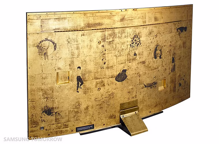 Chiếc TV sẽ được đấu giá tại Hồng Kông.