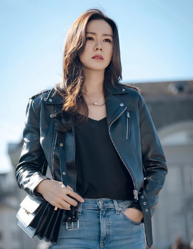 Son Ye Jin mac quan ong rong du dep cung khong the hack dang-Hinh-6