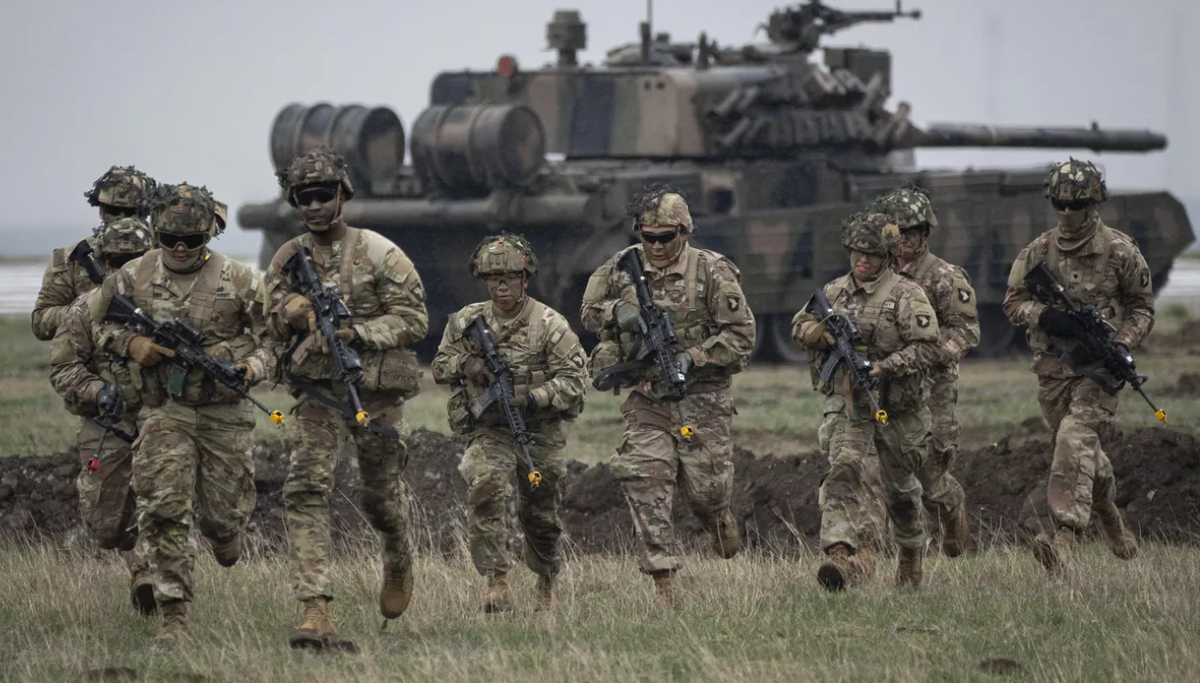 Tuong quan luc luong Ukraine tuc gian voi quyet dinh cua NATO