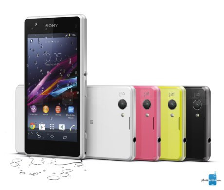  4.Sony Xperia Z1 Compact. Với màn hình 4,3 inch, độ phân giải HD, Xepria Z1 Compact thật sự nhỏ gọn và được nhiều người lựa chọn hơn Xperia Z2 và Galaxy S5. Mặc dù cấu hình, thiết kế nhỏ bé hơn nhưng sức mạnh của sản phẩm này lại không nhỏ chút nào. Sony trang bị cho Z1 có khả năng ngâm dưới nước trong thời gian dài và áp lực nước cao. Sony Xperia Z1 Compact hiện không được phân phối chính hãng tại thị trường Việt Nam. Một số cửa hàng nhập sản phẩm này qua đường xách tay và đang bán với giá khoảng 9 triệu đồng. 